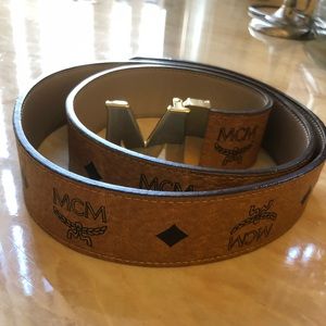 MCM L Unisex Logo belt